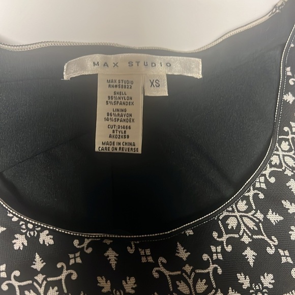 Max Studio Sz XS dress - Picture 3 of 5